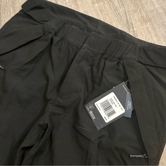 The north face BLACK SERIES POLY/WOOL
RIPSTOP PANT - Picture 4 of 10